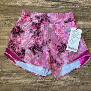 ⭐️NWT REFLECTIVE ‘21⭐️ hotty hot high rise short